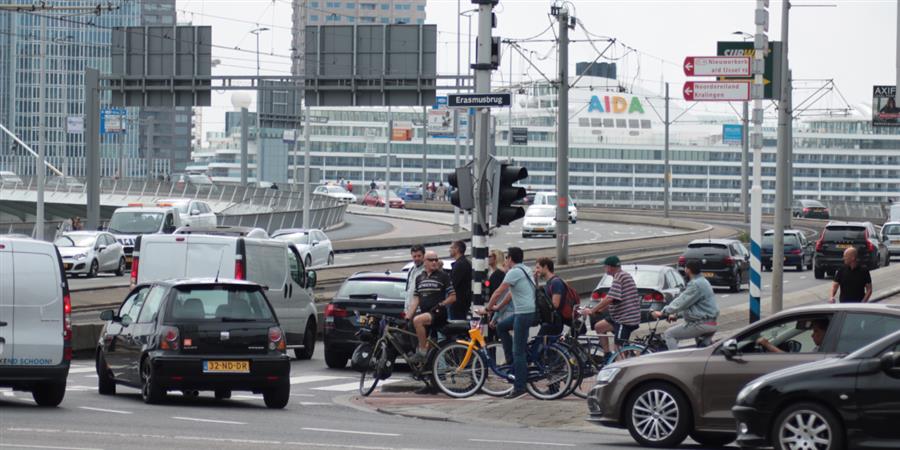 Bericht Rotterdamse aanpak: landelijk koploper qua verkeersveiligheid bekijken
